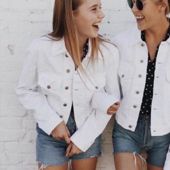 Brandy Melville Jackets & Blazers - NWT Brandy Melville J.Galt Denim Jean Jacket
